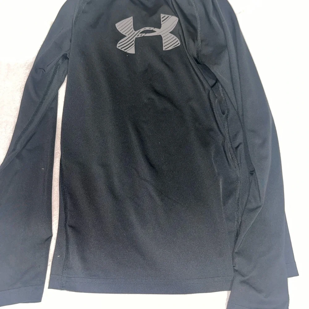 Under Armour Boys Activewear Shirt Size M Youth Medium